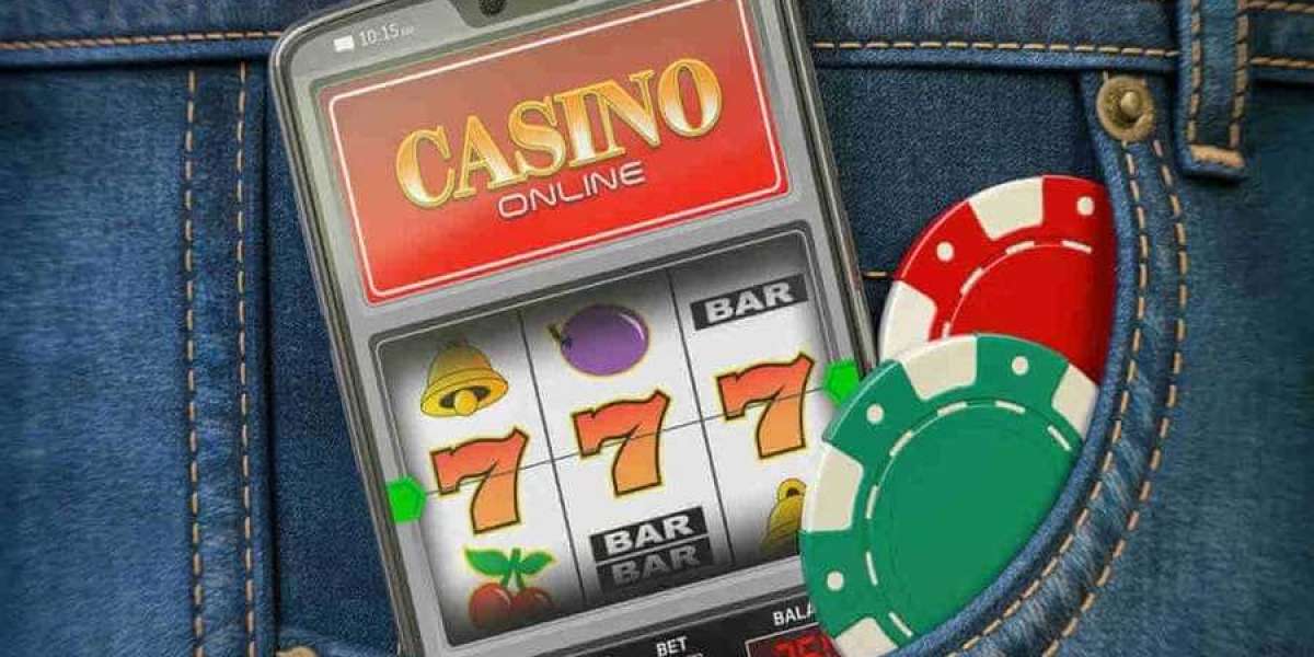 Mastering the Art of Playing Online Slots